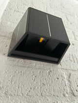 Carvallo Solar Vägglampa Utomhus | 3 Solarpaneler | Varmvit LED-belysning | IP65 Väderbeständig Carvallo