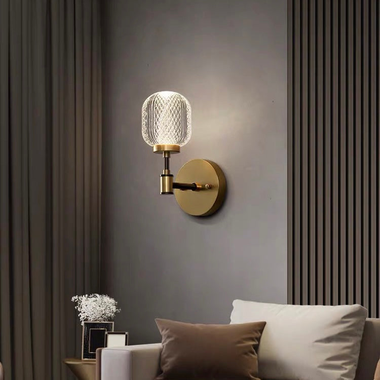 Kristallakrylvägglampa | Elegant väggsconse i mässing | Enkelt ljus | 9.84×6.69 tum | Brick by Brick Carvallo