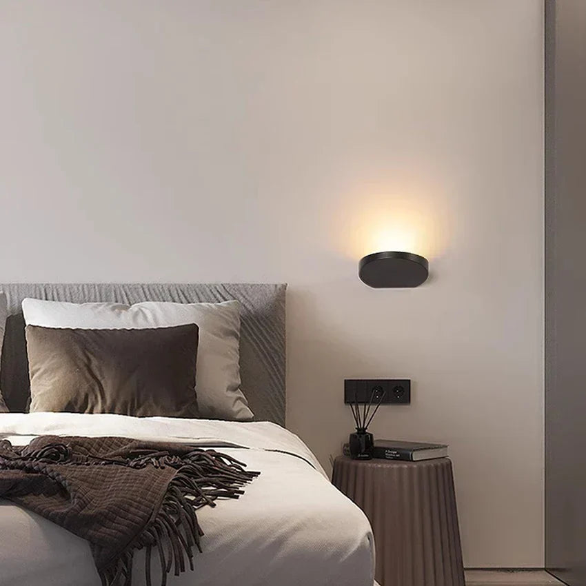 BlackGlow – Modern LED Vägglampa i Minimalistisk Design Carvallo