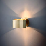 BrioGlow Light - Modern vägglampa för inomhusbruk Carvallo