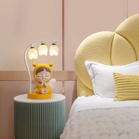 BlossomGlow – Söt Barnrum Bordslampa med LED och Blommönster Carvallo