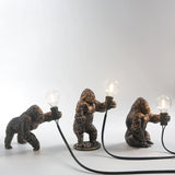 GorillaLux - Unik Gorilla Bordslampa | Modern Djurarmatur med Varm LED Belysning Carvallo