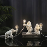 GorillaLux - Unik Gorilla Bordslampa | Modern Djurarmatur med Varm LED Belysning Carvallo
