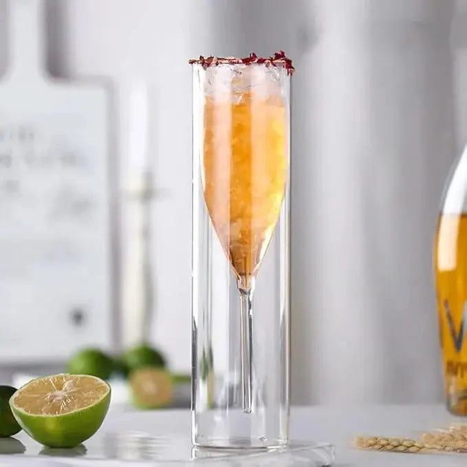 Lyxiga kristallchampagneflöjter med upphängd bas — Sofistikerade mousserande vinglas MILA Sverige