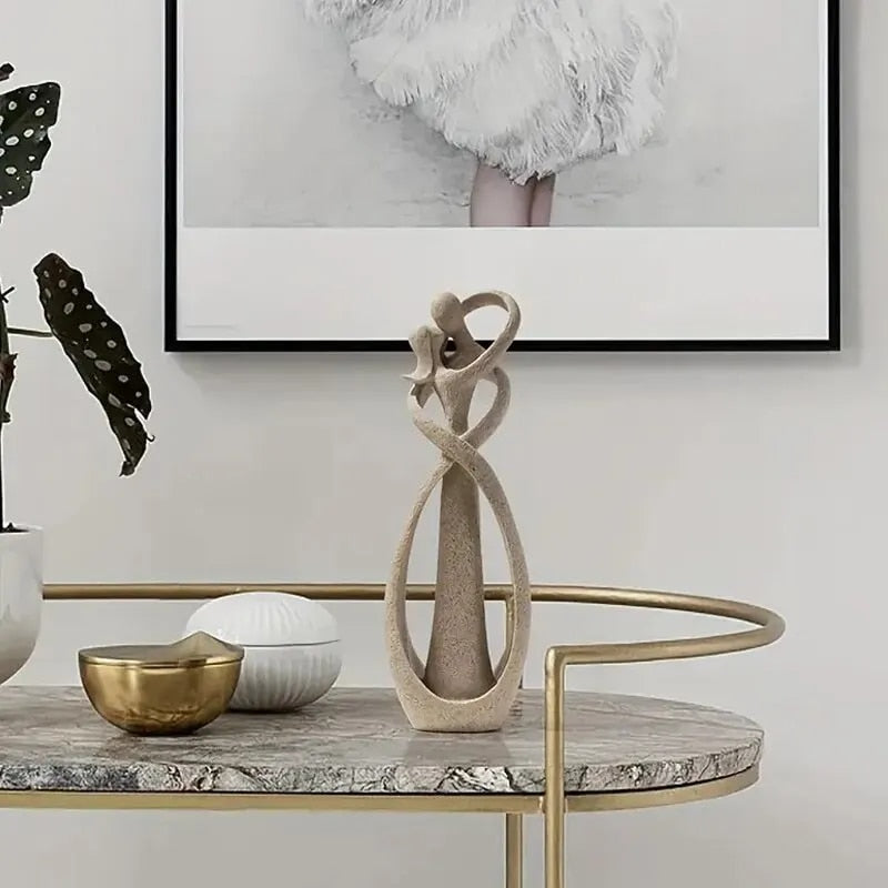 Carvallo – Romantisk Harpiks Skulptur med Tidlös Elegant Carvallo