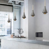 SilverLuxe - Elegant silver pendellampa för lyxigt interiör Carvallo