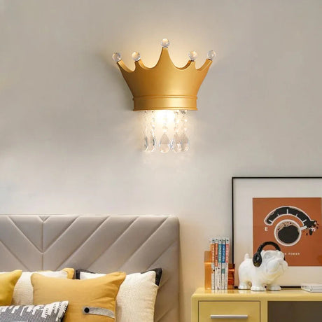 RegalGlow - Smart krona vägglampa för förtrollande barninredning Carvallo