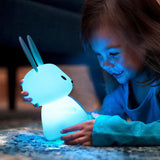 BunnyGlow - Dimbart LED-nattlampa för barn med touchkontroll och USB-laddningsfunktion Carvallo