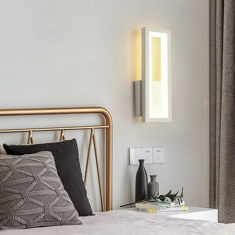 GlowSpace – Modern LED Vägglampa i Minimalistisk Design för Vardagsrum & Hall Carvallo