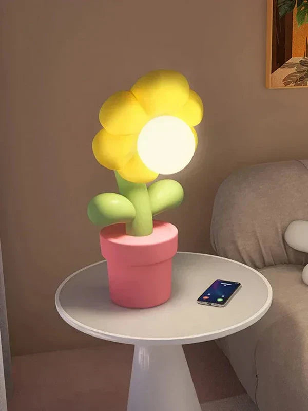 BloomGlow - LED Blomma Bordslampa – Dekorativ Belyst Blomma för Sovrum och Vardagsrum Carvallo