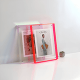 Luxora AcryGlow – Transparent foto ram med modern minimalistisk design Carvallo