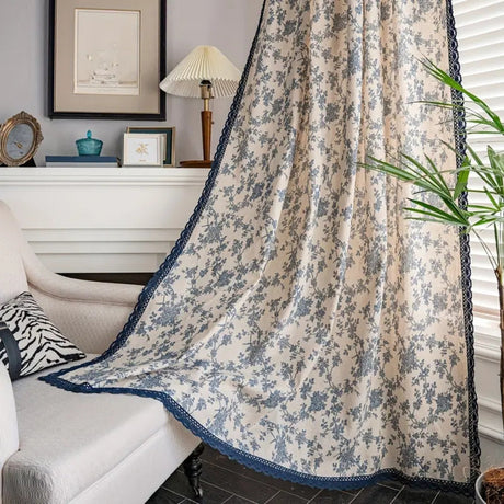 Maribelle Blommig Spetskant Gardin Carvallo