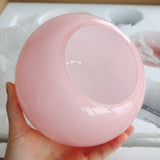 Taklampa med rosa glasglobskärmar Carvallo