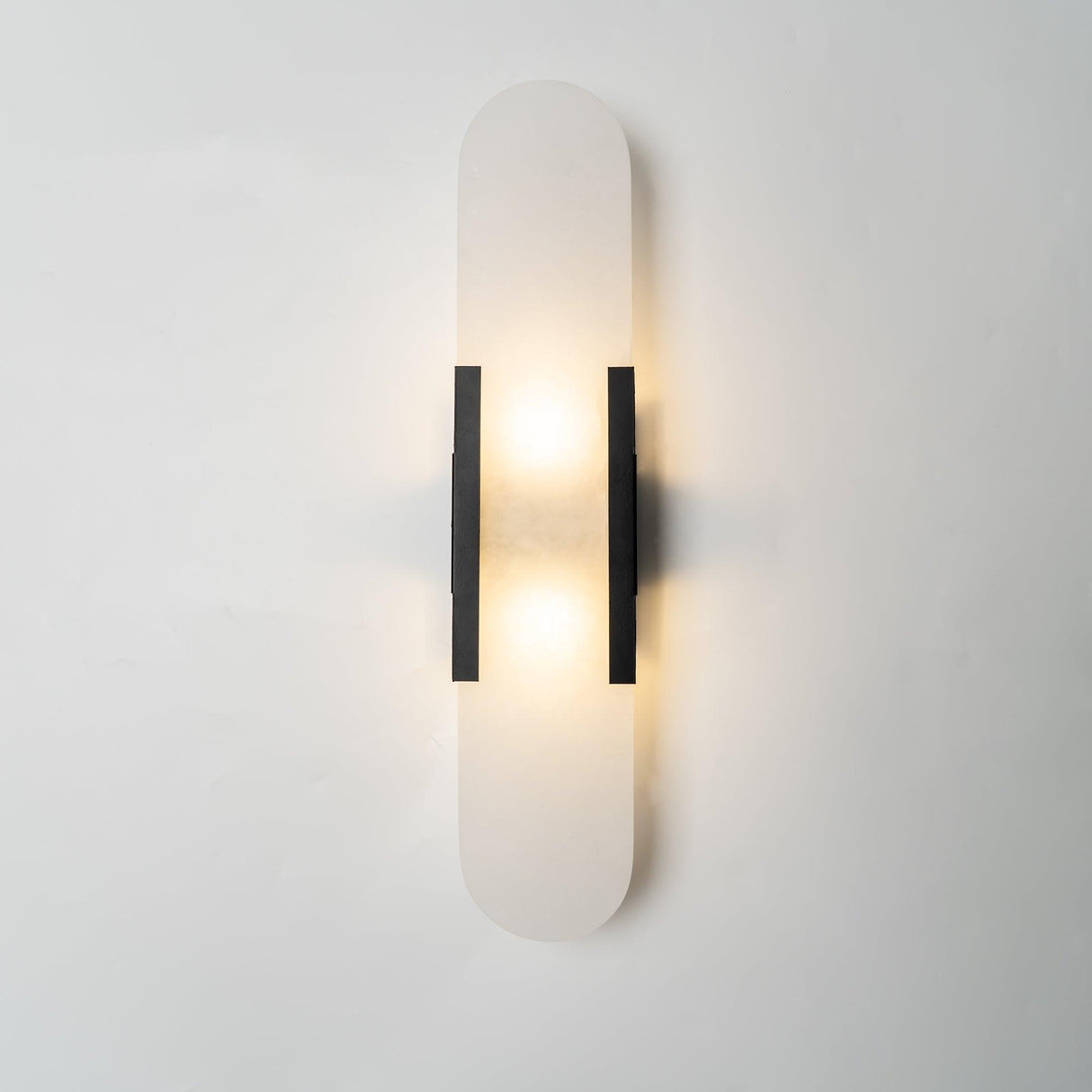 Högkvalitativ Alabaster Vägglampa med Modern Design Carvallo