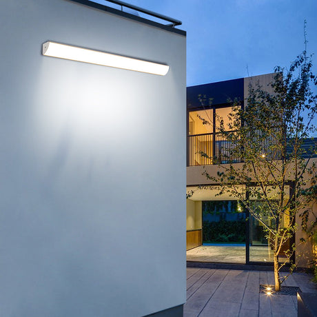 Utomhus LED Vägglampa | 23.6–59 x 2 tum | Minimalistisk Aluminium & PVC | IP65 Vattentät | Energisparande Armatur | Brick by Brick Carvallo