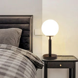 LumiSphere - Modern Glaskamp med Guld LED | Stilren Belysning Carvallo