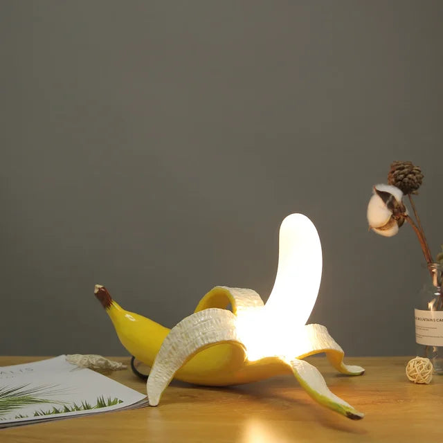 BananaGlow - Dekorativ Bananlampa – Unik LED Bordslampa Carvallo