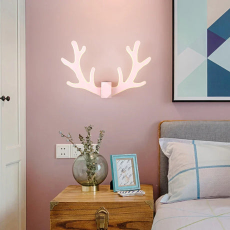CheerGlow – Färgglad Horn LED Vägglampa för Barnrum Carvallo