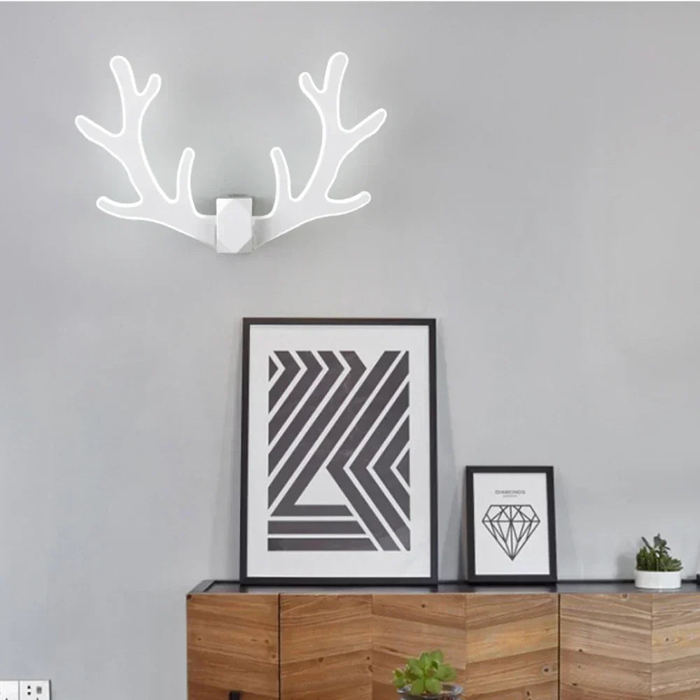 CheerGlow – Färgglad Horn LED Vägglampa för Barnrum Carvallo