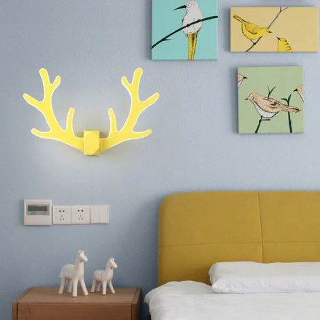 CheerGlow – Färgglad Horn LED Vägglampa för Barnrum Carvallo
