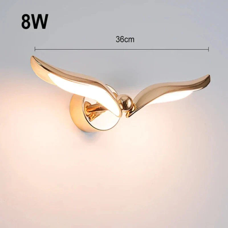 GoldenHorizon – Elegant vägglampa i form av en mås Carvallo