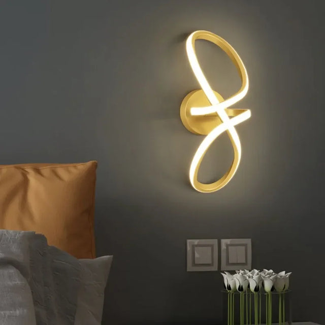 LightEdge - Minimalistisk LED Vägglampa för Moderna Interiörer Carvallo