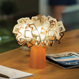 LumiBloom – Dekorativ LED Bordslampa med Unik Design Carvallo