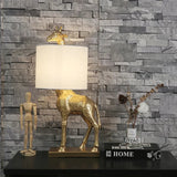 SavannaGlow - Elegant giraffbordslampa med varmt omgivande ljus Carvallo