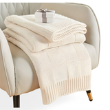 MonoWeave Pläd – Elegant Stickad Filt Hemnix