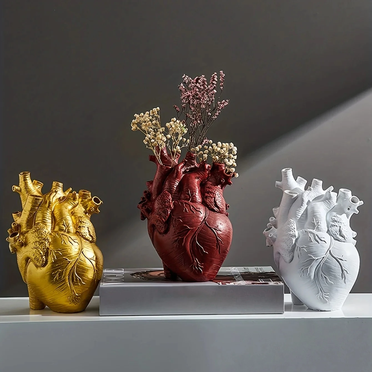 Anatomisk hjärtformad vas för färska eller torkade blommor Carvallo