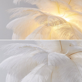 Art Deco Feder Guld Gildad Bords Lampa Med Mjuk Ljus Carvallo