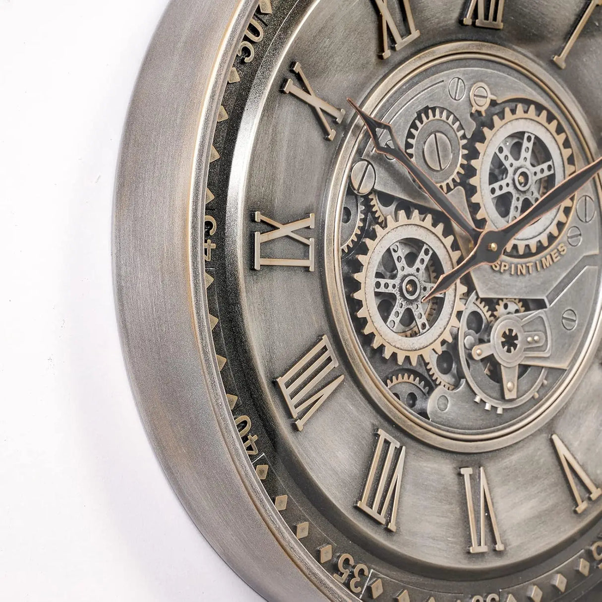 Batteridriven väggklocka för hemmet eller kontoret Modern inredning Carvallo