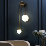 Brass Arc Wall Sconce Två Huvuden Opal Glas Skärm Belysning Carvallo