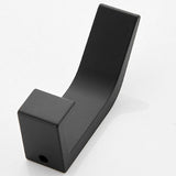 Dekorativa svarta och vita väggkrokar i aluminium för stilfull förvaring Carvallo