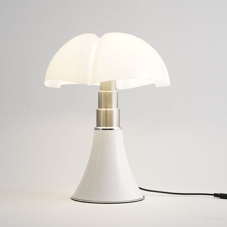 Elegant klassisk belysning lampa med energieffektiv LED-design Carvallo