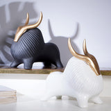 Golden Horned Yak Table Accent för Modern Heminredning Carvallo