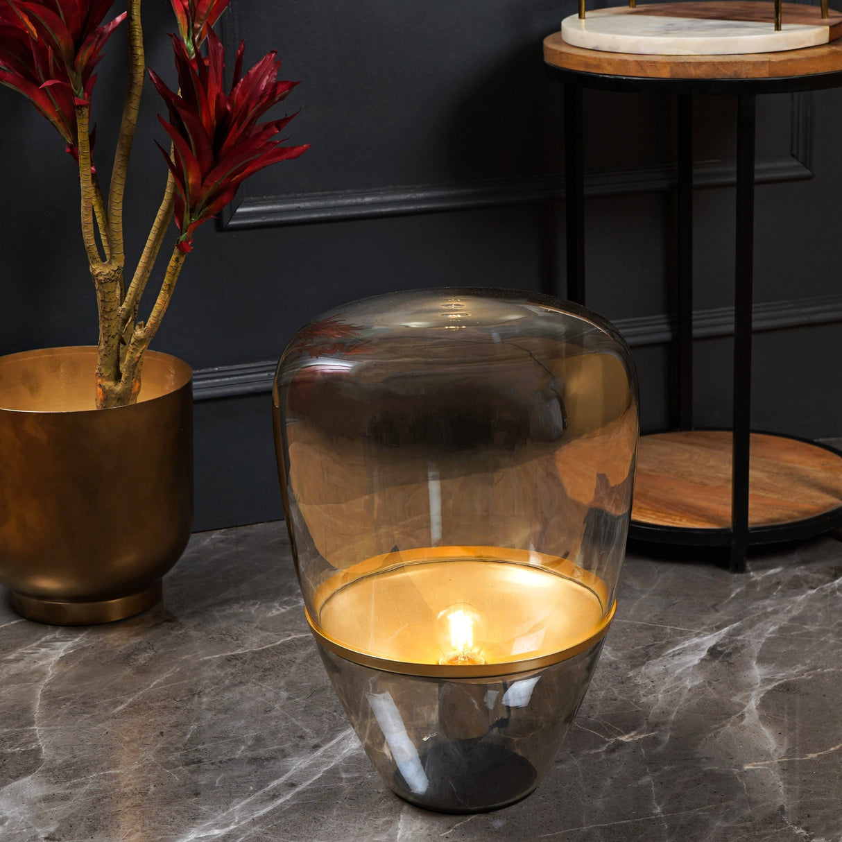 Lyxig glas kon-lampa för elegant inomhusbelysning Carvallo