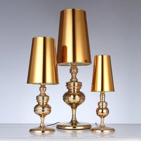 Modern skandinavisk LED bordslampa för hemdekoration och atmosfär Carvallo