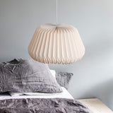 LunaBloom – Mjuka kurvor i hängande form Carvallo