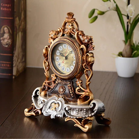 Carvallo – Vintage-inspirerad bård med elegant design för tidlös heminredning Carvallo