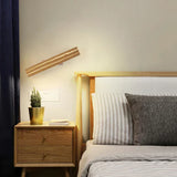 WoodGlow - Modern LED Trä Vägglampa med Sprickdesign Naturlig Belysning Carvallo