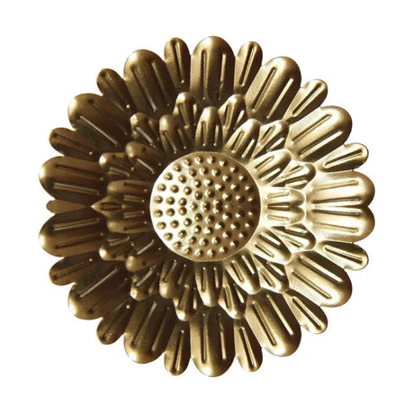 Gyllene minimalistisk cirkelväggskulptur – Modern metallinredning MILA Sverige