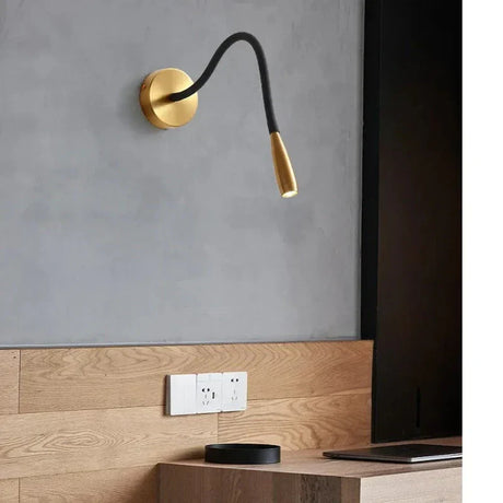 TrendyShine - Vägglampa med justerbar arm Carvallo