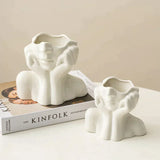 Enastående och modern krämfärgad vas Carvallo