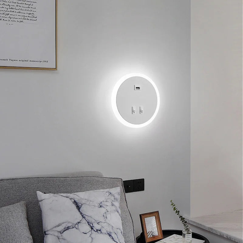 USBGlow - Modern LED Vägglampa med USB Laddningsfunktion – Dimbart Ljus Carvallo
