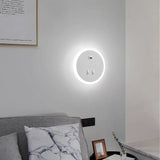 USBGlow - Modern LED Vägglampa med USB Laddningsfunktion – Dimbart Ljus Carvallo
