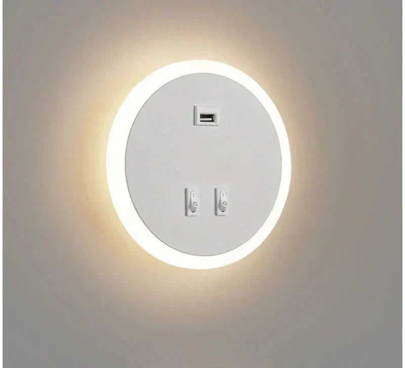 USBGlow - Modern LED Vägglampa med USB Laddningsfunktion – Dimbart Ljus Carvallo