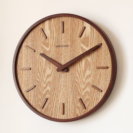 SilentTimber - Minimalist Wall Clock in Wood with Silent Environment Carvallo