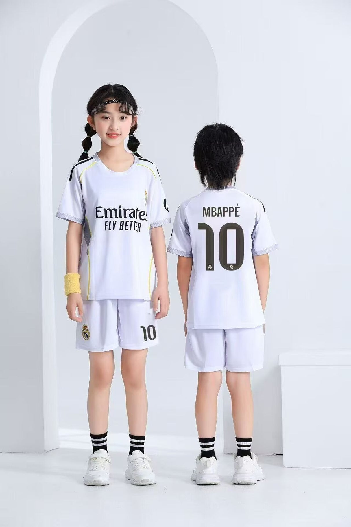 Mbappé Fotbollsställ för Barn - Tröja och Shorts Footballdinho
