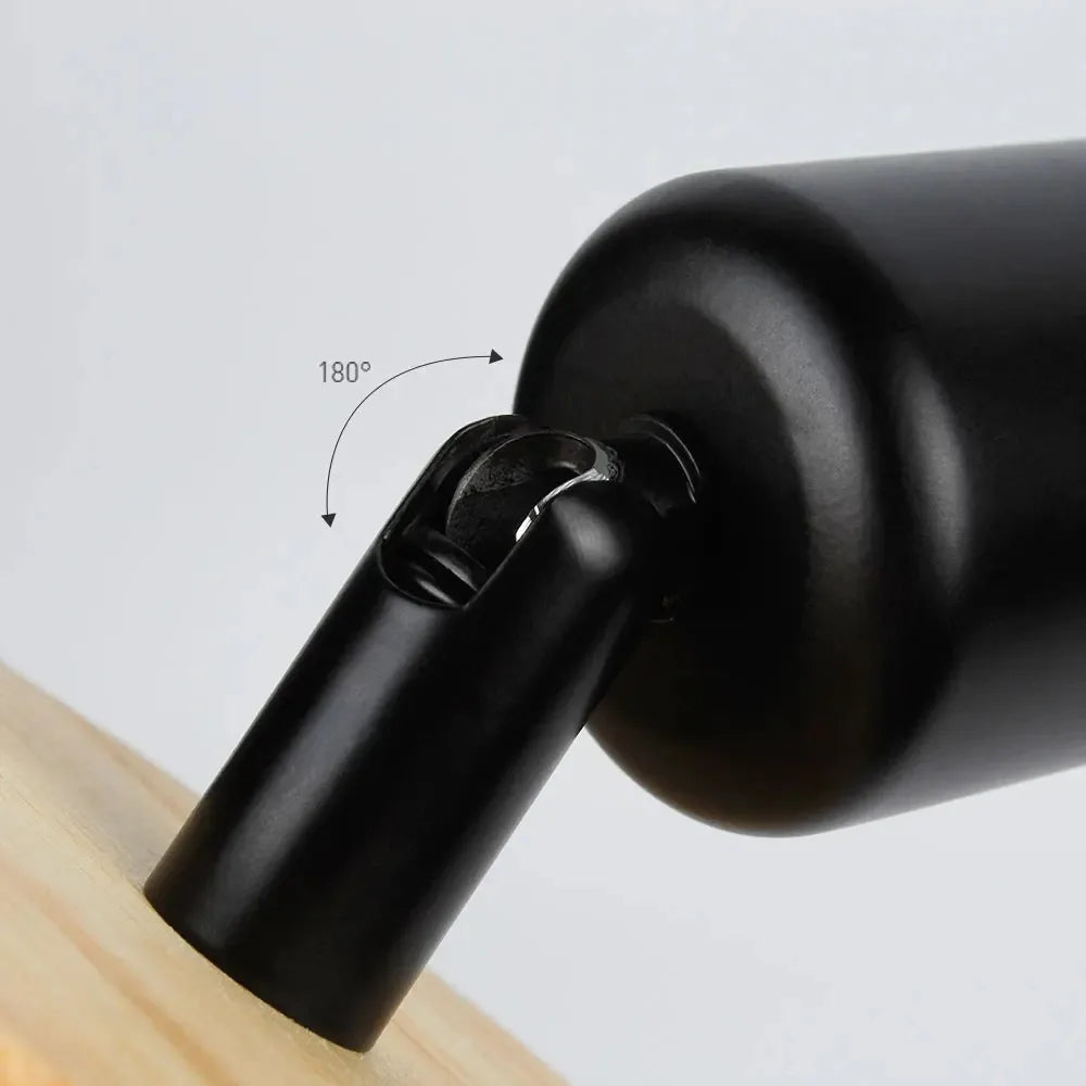 Nordisk Vintage Trä Vägglampa för Mysig Ambient Belysning Carvallo